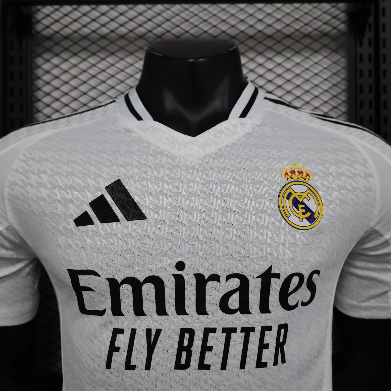 Real Madrid 2024/25 1a Eq. (Ed. Jugador) — vista trasera
