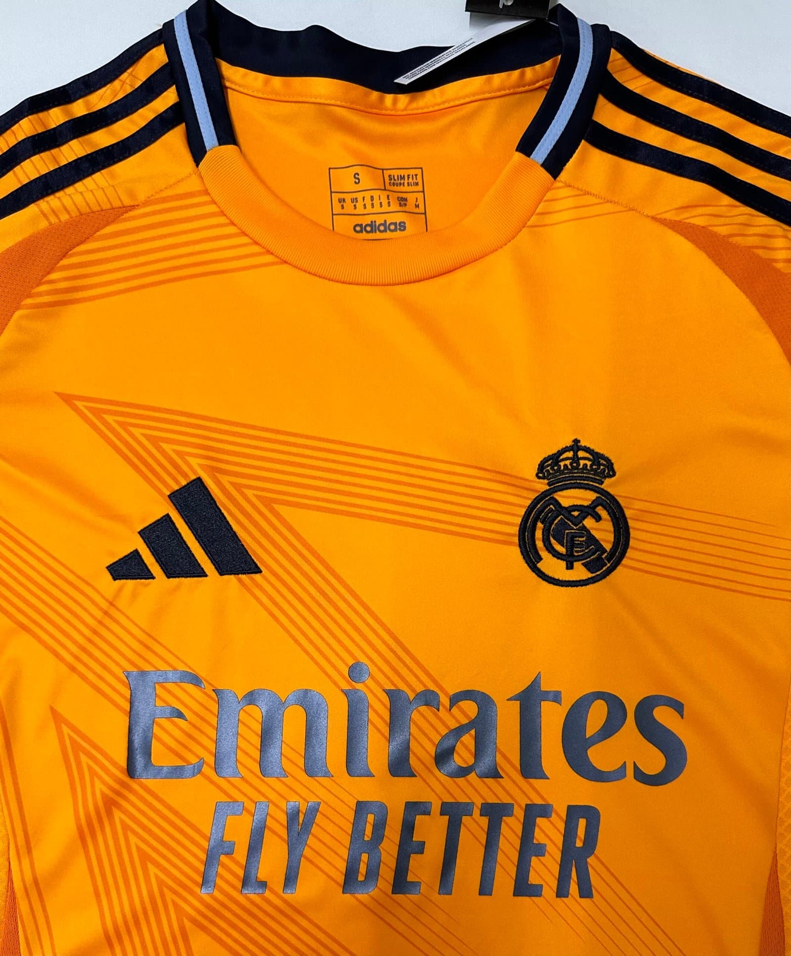 Real Madrid 2024/25 2a Eq. — vista trasera