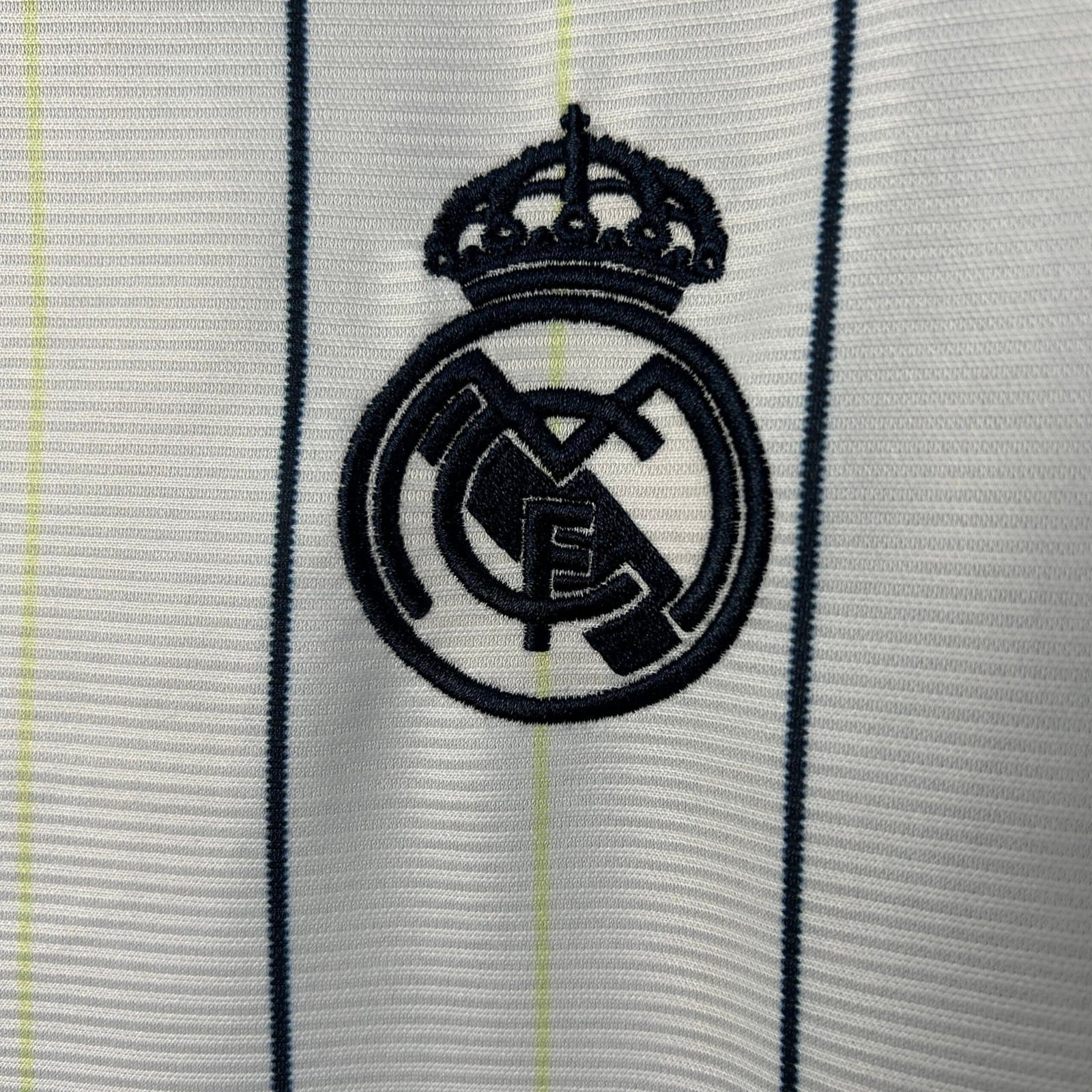 Real Madrid 2025/26 Ed. Especial — detalle