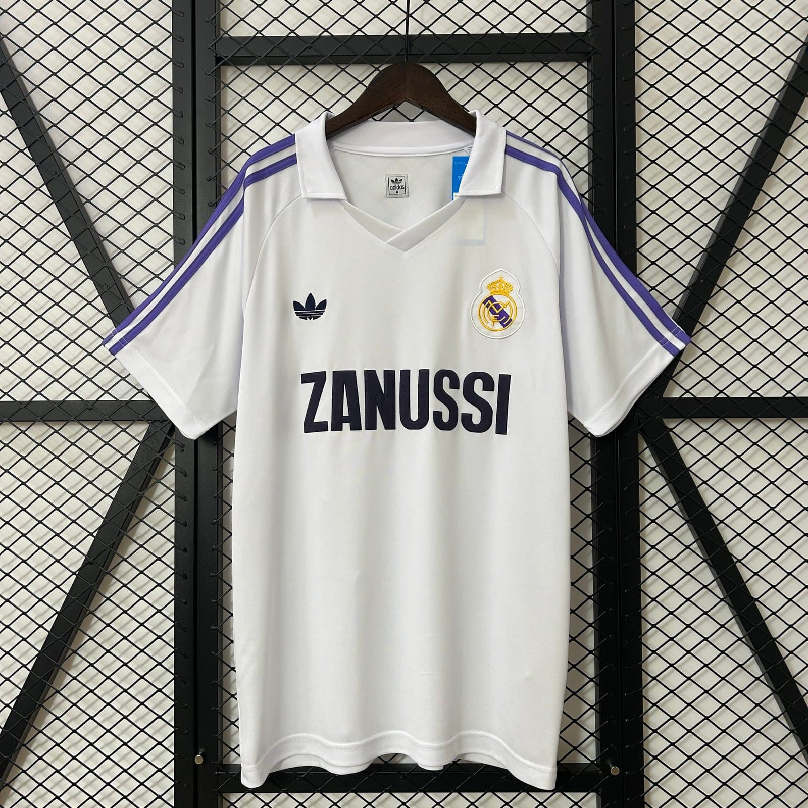 Real Madrid 1984/85 1a Eq. — vista frontal