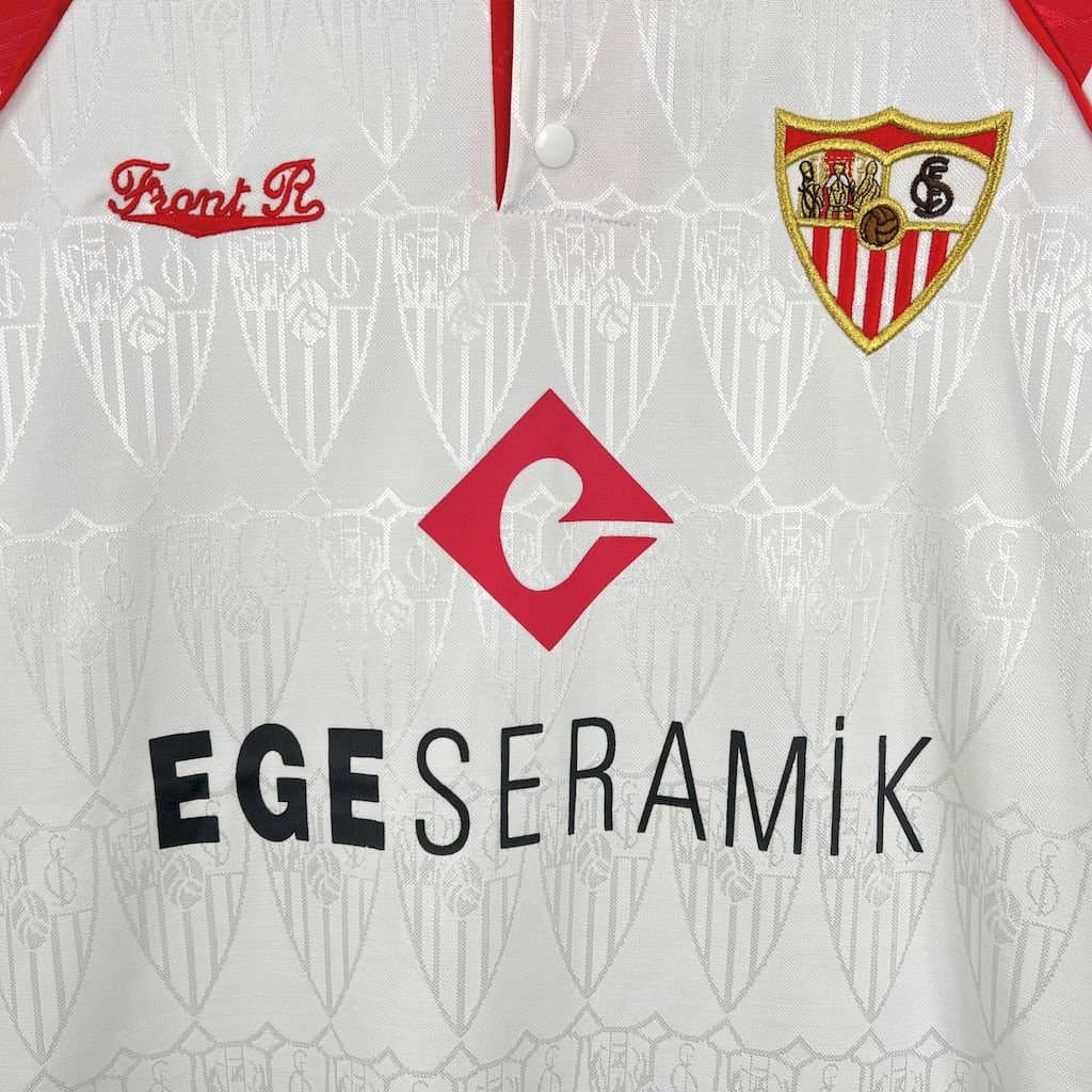 Sevilla 1992-93 1a Eq. — vista trasera