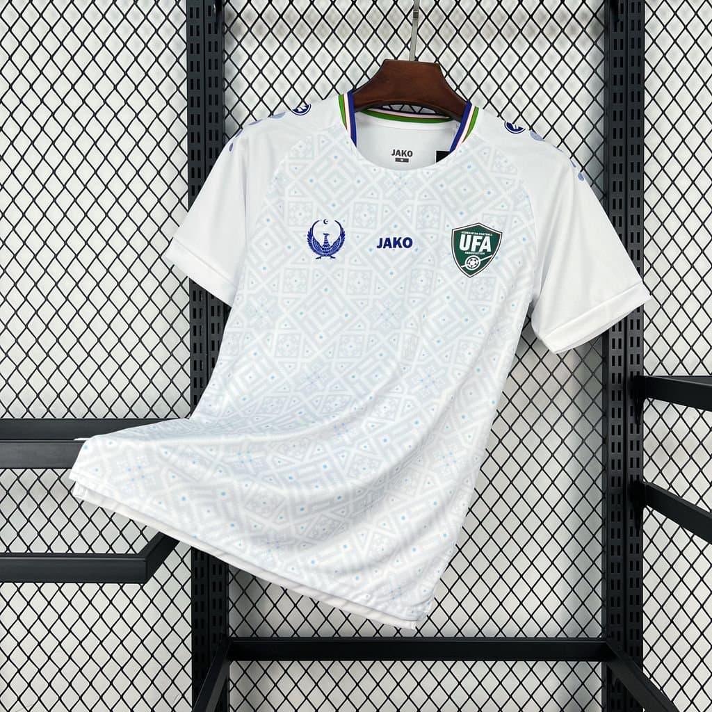 Uzbekistan 2026 1a Eq. — vista frontal