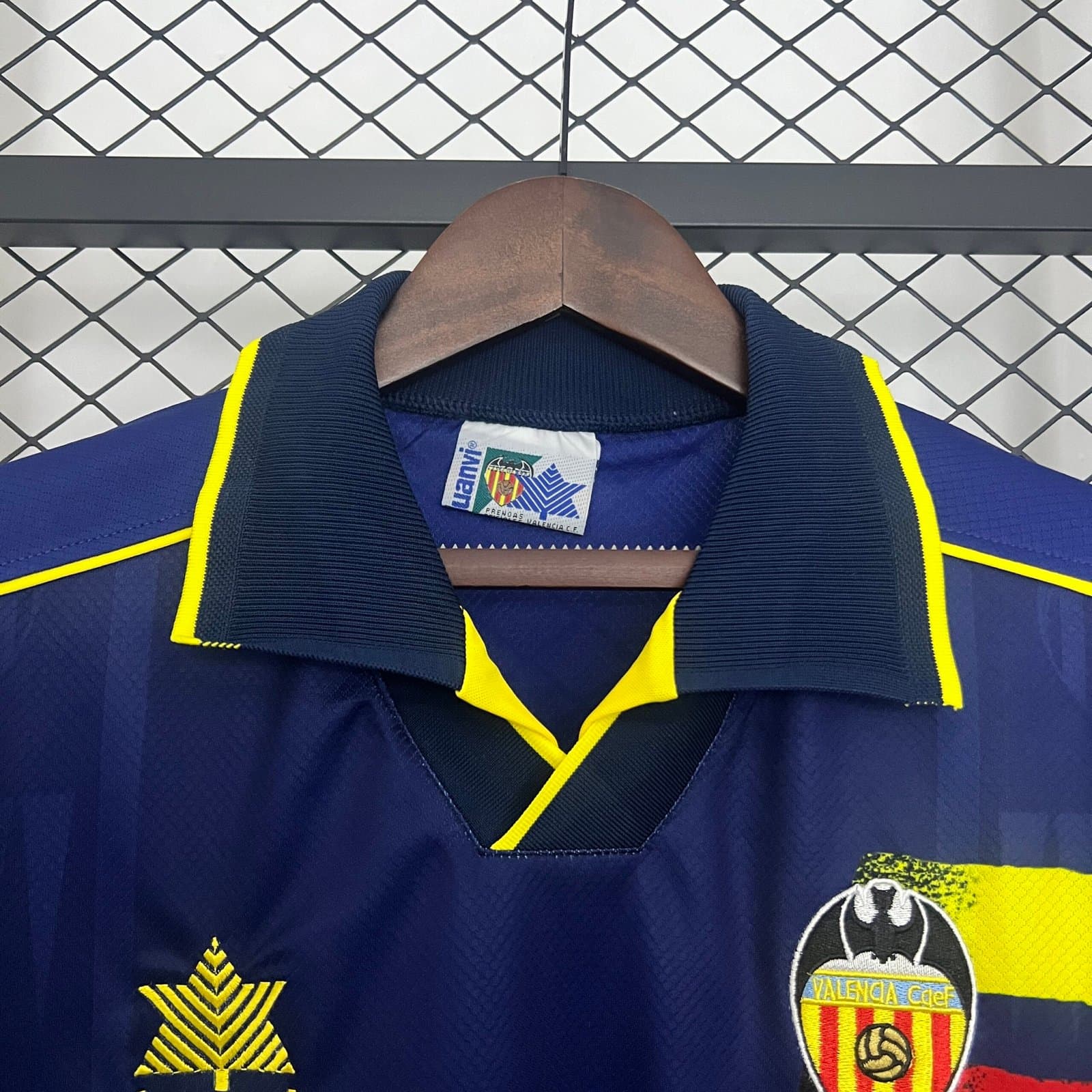 Valencia 1996/97 2a Eq. — vista trasera