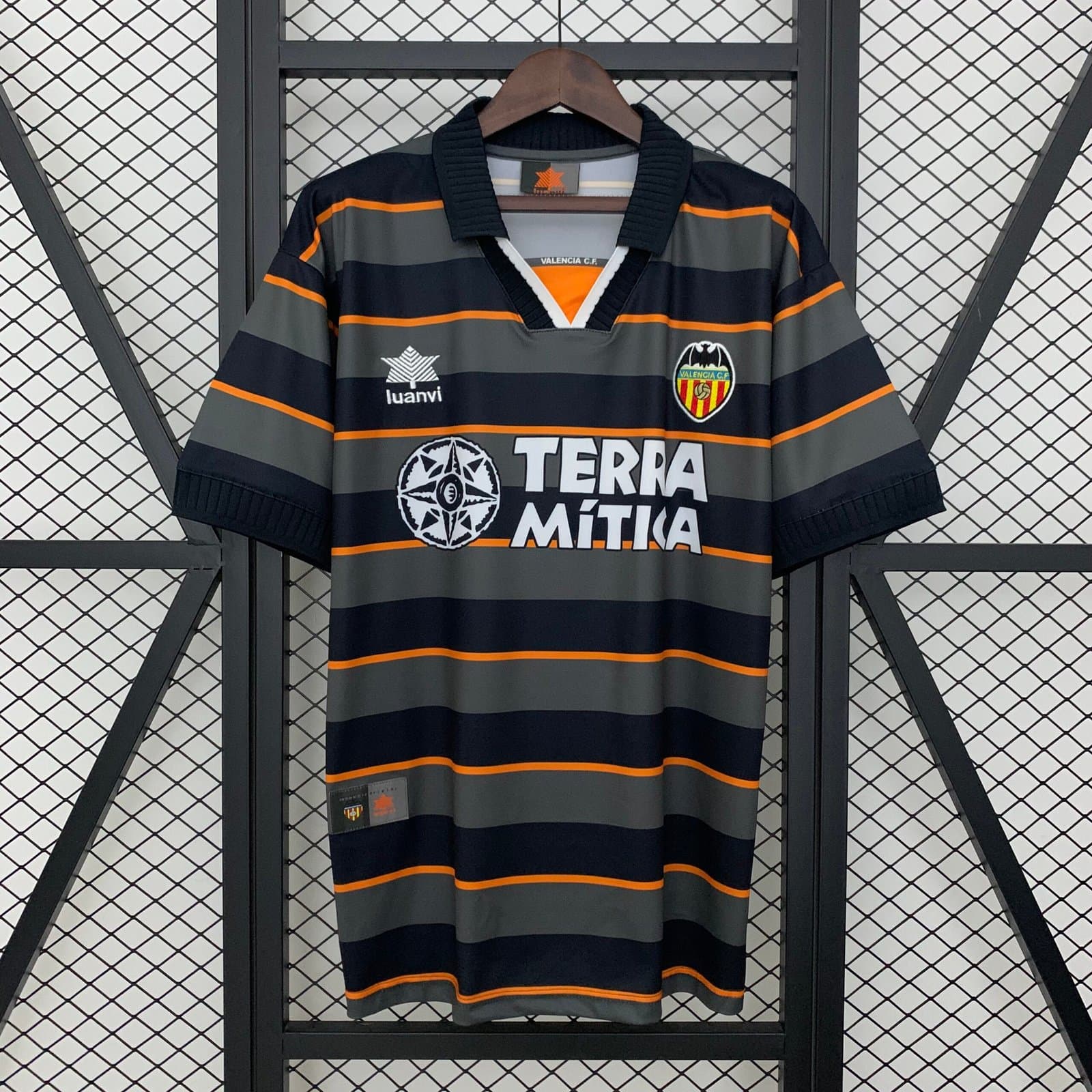 Valencia 1999/00 3a Eq. — vista frontal