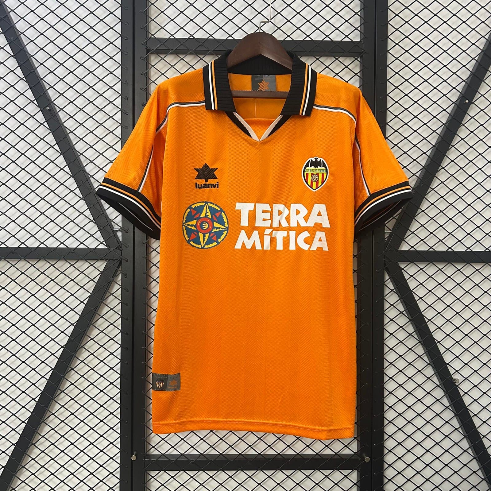 Valencia 1999/00 2a Eq. — vista frontal