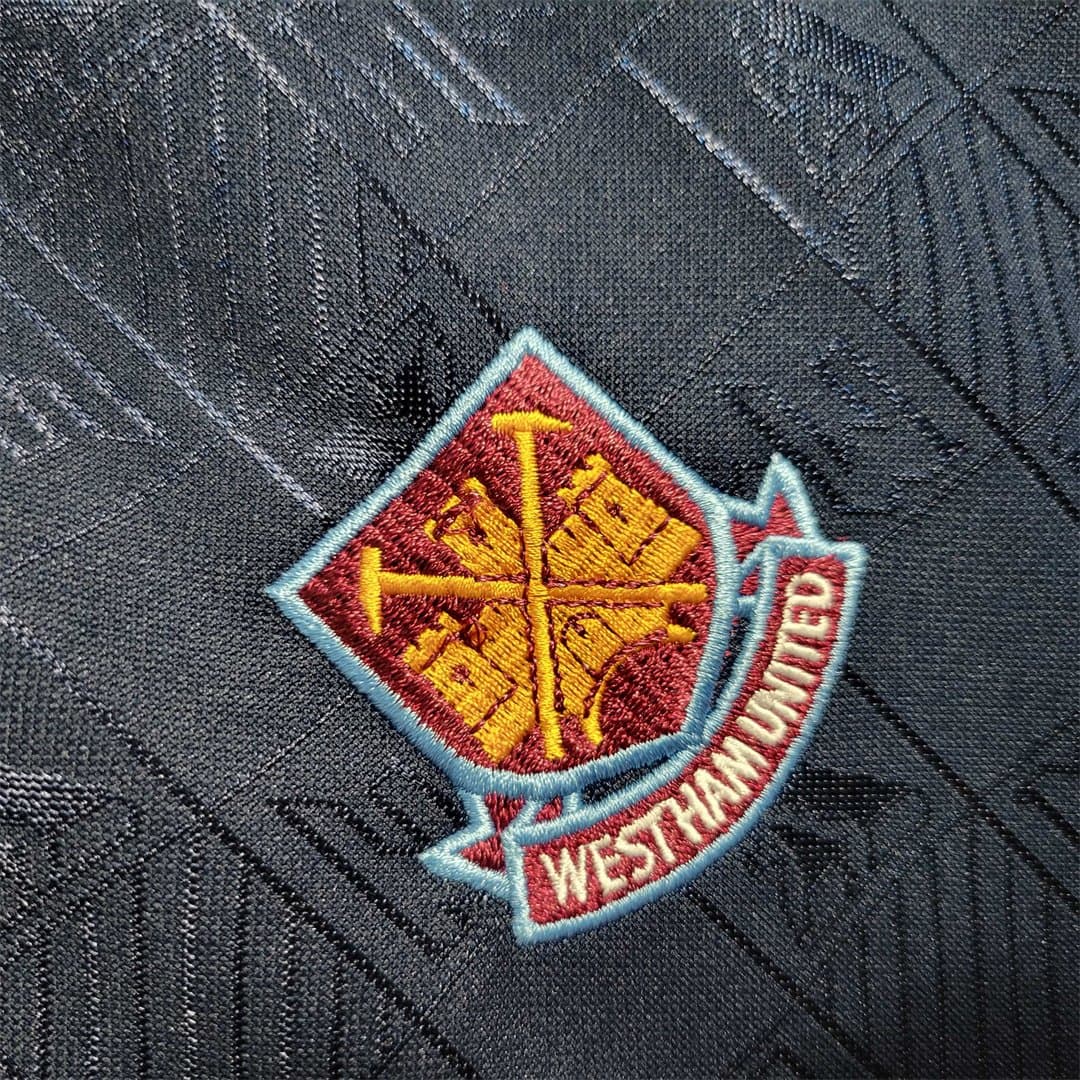 West Ham Ed. Especial Iron Maiden 1ª Eq. — detalle
