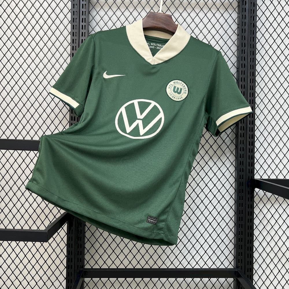 Wolfsburgo 80 Aniversario 2025/26 — vista frontal