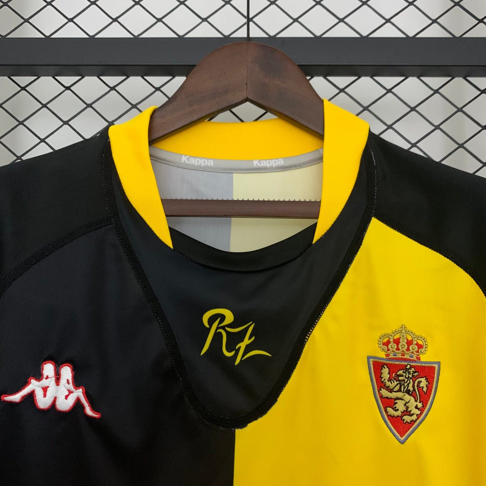 Real Zaragoza 2001/02 2a Eq. — vista trasera
