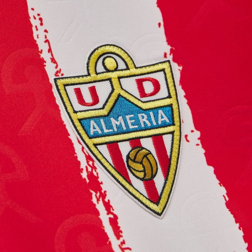 Almería 2026/27 1a Eq. — vista trasera